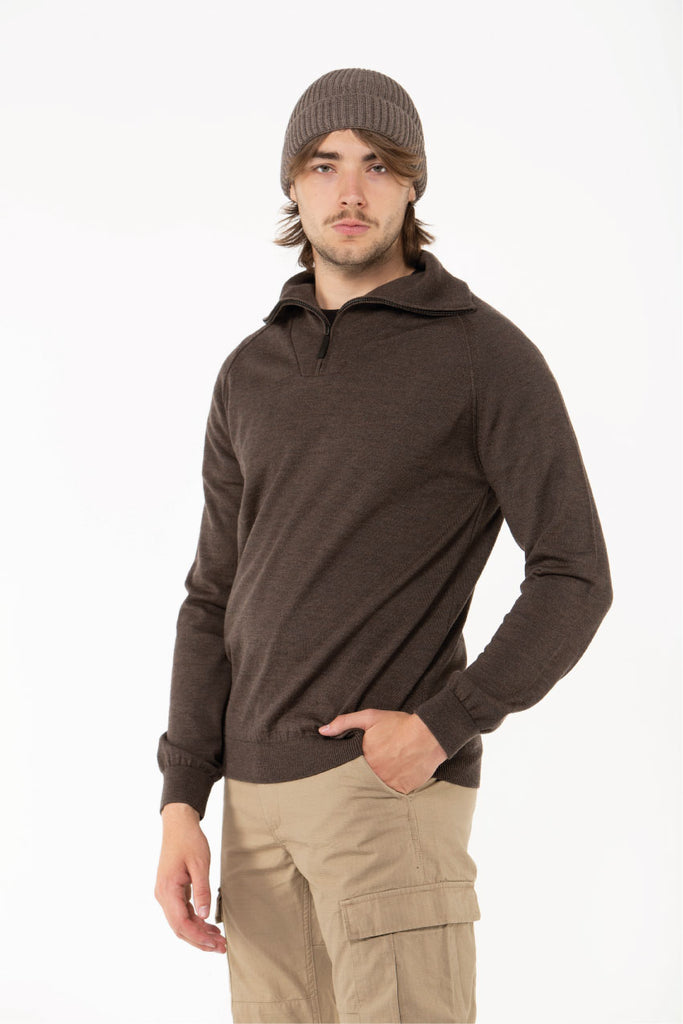 Feije dark brown front