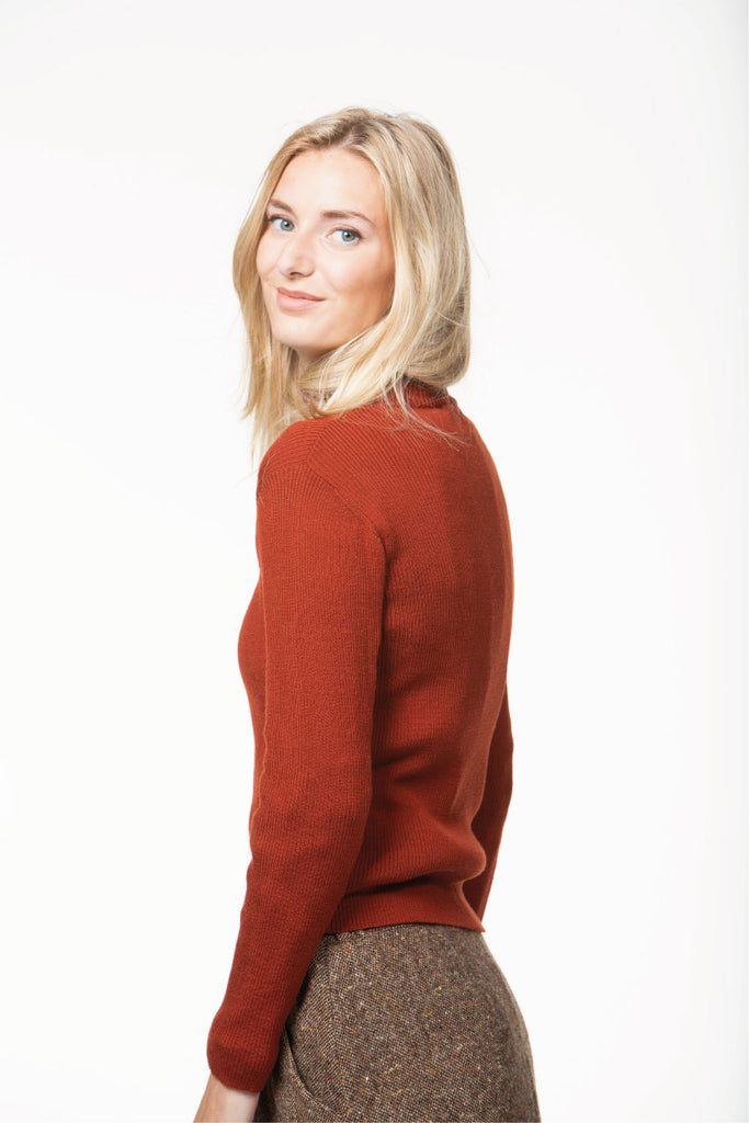 Fenna-rusty-back