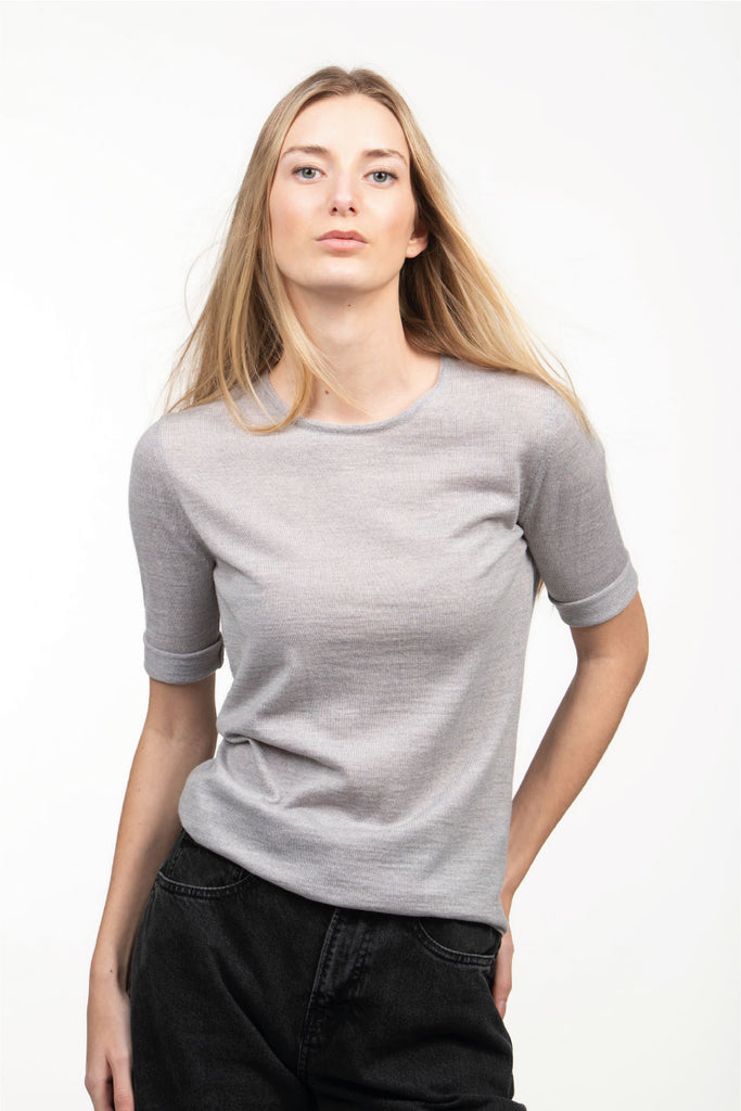 Lot grey front