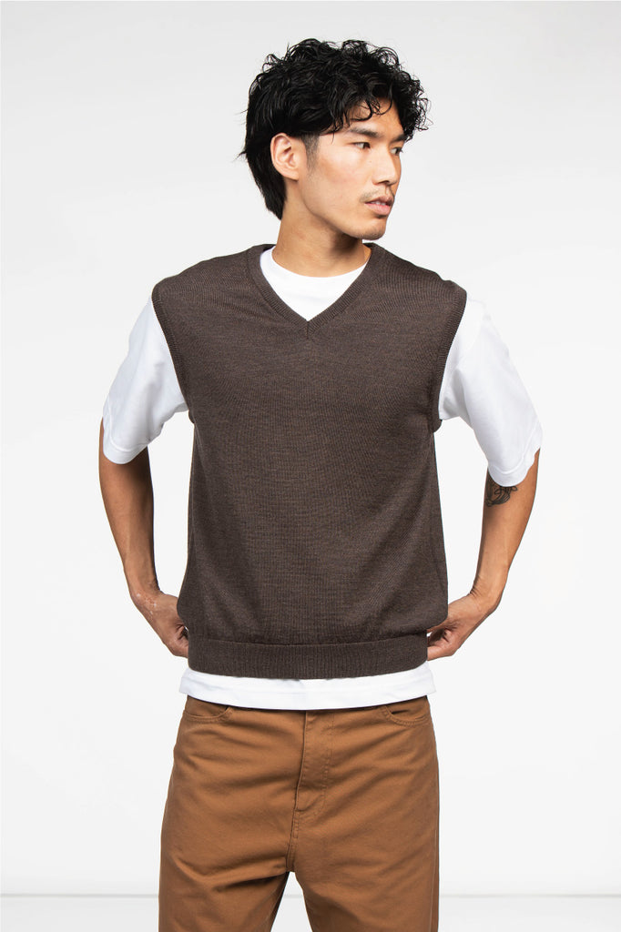 Mees-dark-brown-front