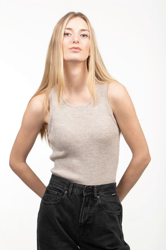 sveva sand front